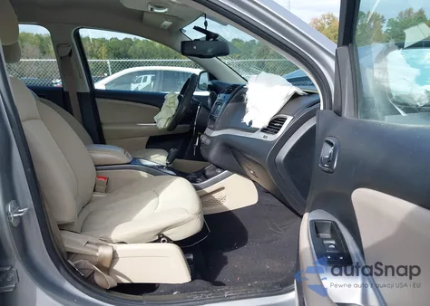 2015 Dodge Journey American Value Pkg z USA, uszkodzony, nr VIN 3C4PDCAB9FT573169